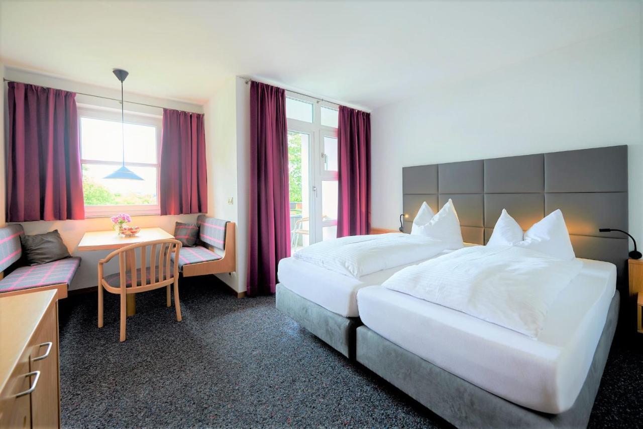 Hotel Bannwaldsee ฮาลเบลค ภายนอก รูปภาพ