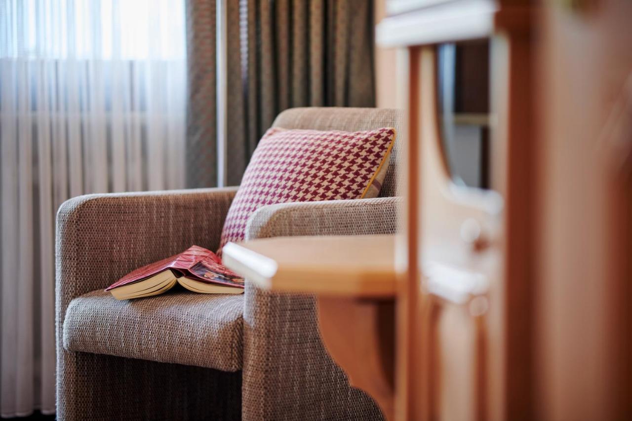 Hotel Bannwaldsee ฮาลเบลค ภายนอก รูปภาพ
