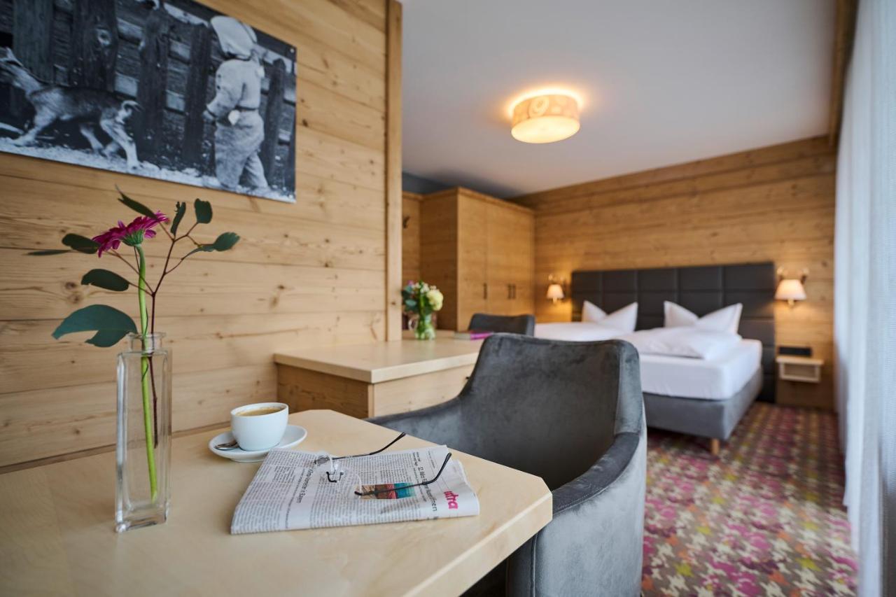 Hotel Bannwaldsee ฮาลเบลค ภายนอก รูปภาพ