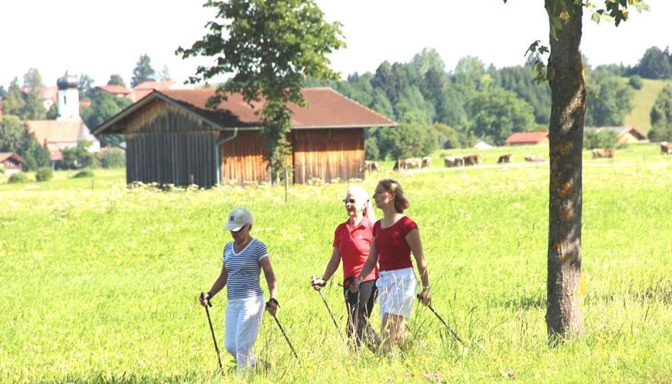 Hotel Bannwaldsee ฮาลเบลค ภายนอก รูปภาพ